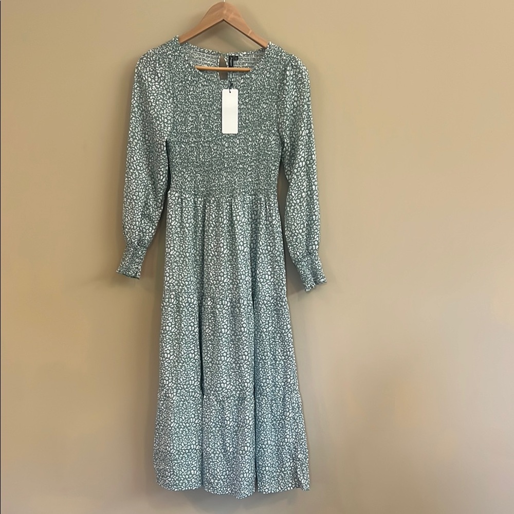 Maggeer Green Ruched Tiered Long Sleeve Dress
